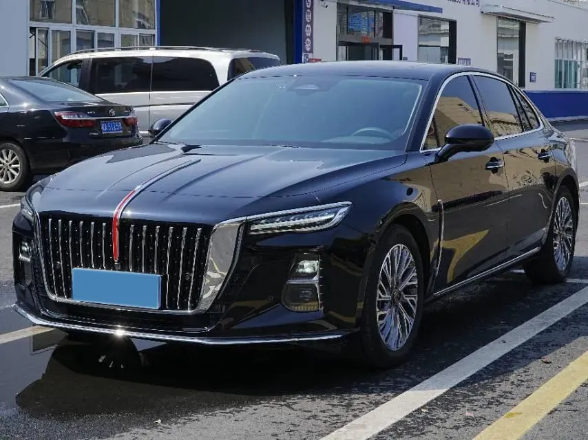 2023 HongQi H5 2.0T 224HP L4 8AT,autocango,china used car exporter,china ev exporter,chinese used car exporter,chinese used ev exporter