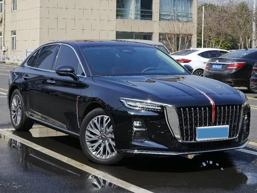 2023 HongQi H5 2.0T 224HP L4 8AT,autocango,china used car exporter,china ev exporter,chinese used car exporter,chinese used ev exporter
