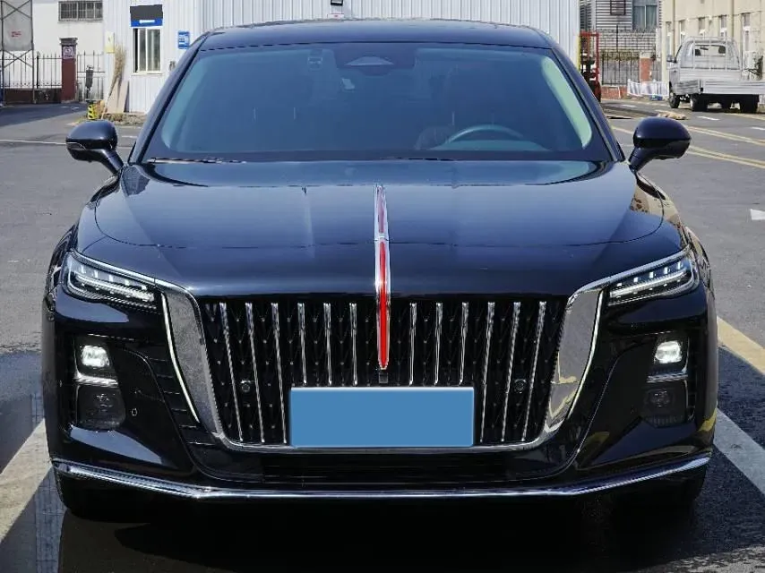 2023 HongQi H5 2.0T 224HP L4 8AT,autocango,china used car exporter,china ev exporter,chinese used car exporter,chinese used ev exporter