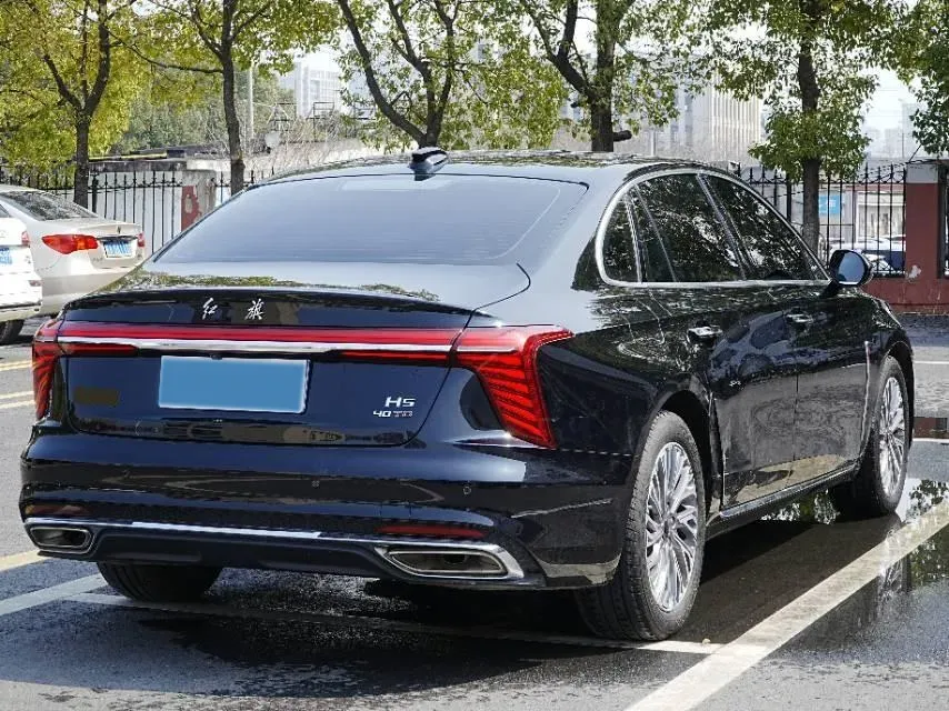 2023 HongQi H5 2.0T 224HP L4 8AT,autocango,china used car exporter,china ev exporter,chinese used car exporter,chinese used ev exporter