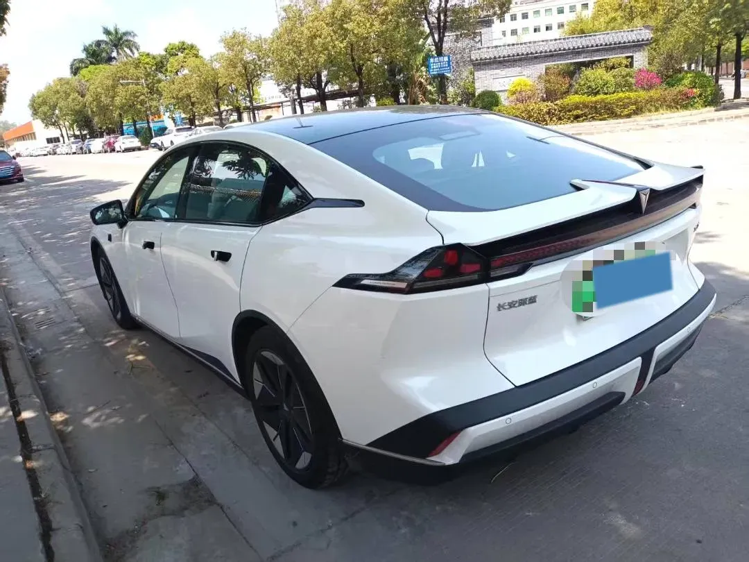 2022 DongFeng Forthing LingZhi EV BEV 68.4KWH,autocango,china used car exporter,china ev exporter,chinese used car exporter,chinese used ev exporter