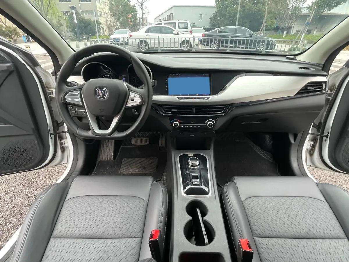 2022 ChangAn Eado BEV 47.78KWH,autocango,china used car exporter,china ev exporter,chinese used car exporter,chinese used ev exporter