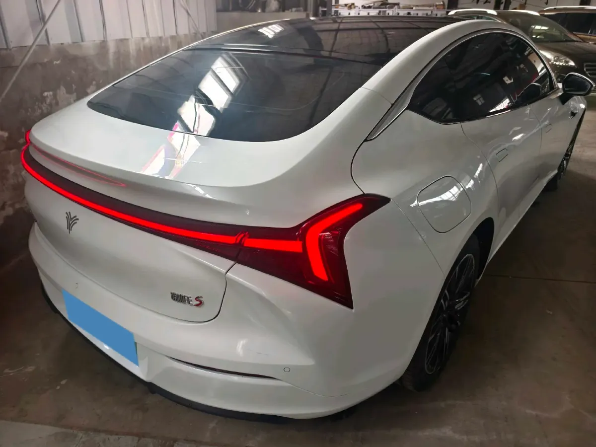 2024 Neta S 1.5L 116HP L4 REEV 31.7KWH,autocango,china used car exporter,china ev exporter,chinese used car exporter,chinese used ev exporter