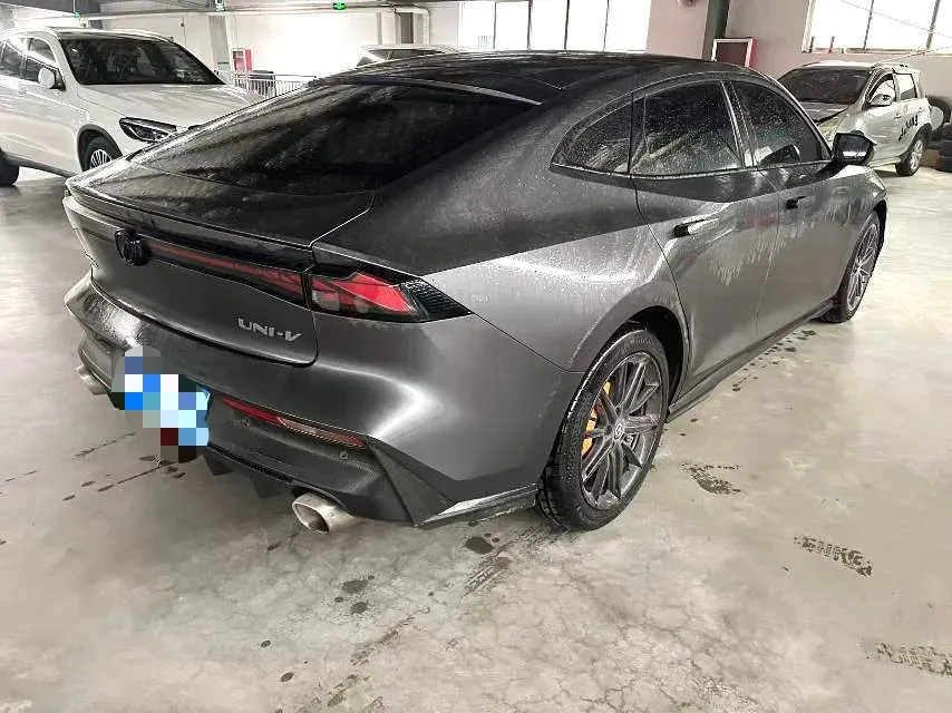 2022 ChangAn UNI-V 1.5T 188HP L4 7DCT,autocango,china used car exporter,china ev exporter,chinese used car exporter,chinese used ev exporter