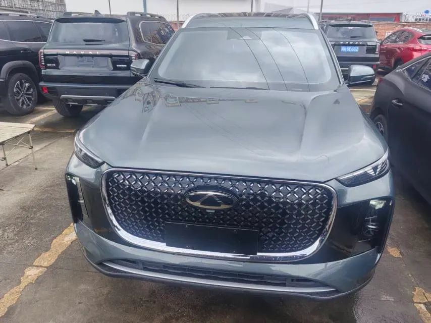 2025 Chery Tiggo 8 Plus 1.6T 197HP L4 7DCT,autocango,china used car exporter,china ev exporter,chinese used car exporter,chinese used ev exporter