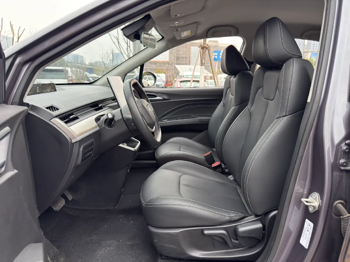 2022 Leapmotor T03 BEV 41KWH,autocango,china used car exporter,china ev exporter,chinese used car exporter,chinese used ev exporter