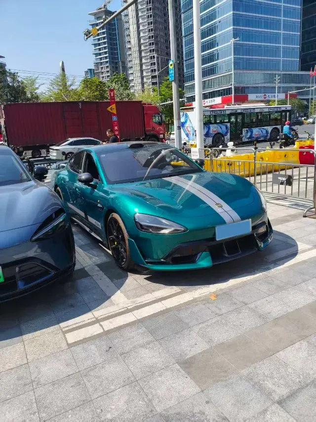 2025 MI SU7 Ultra BEV 93.7KWH,autocango,china used car exporter,china ev exporter,chinese used car exporter,chinese used ev exporter