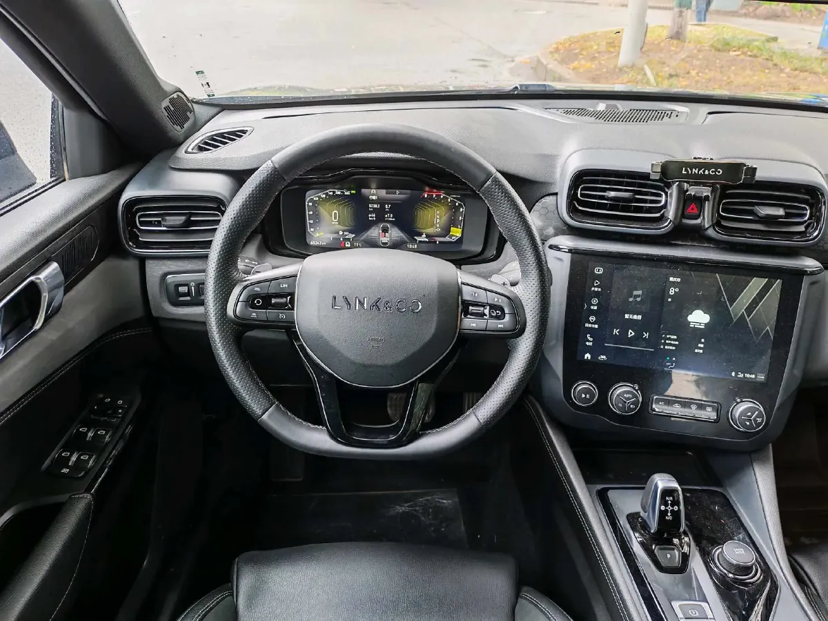 2021 LYNK&CO 03 2.0T 190HP L4 6AT,autocango,china used car exporter,china ev exporter,chinese used car exporter,chinese used ev exporter