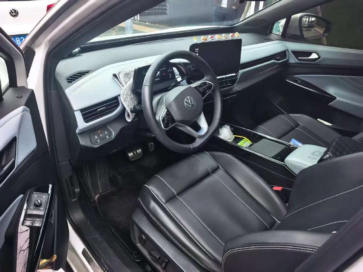 2023 Leapmotor C01 1.5L 95HP L4 REEV 43.7KWH,autocango,china used car exporter,china ev exporter,chinese used car exporter,chinese used ev exporter