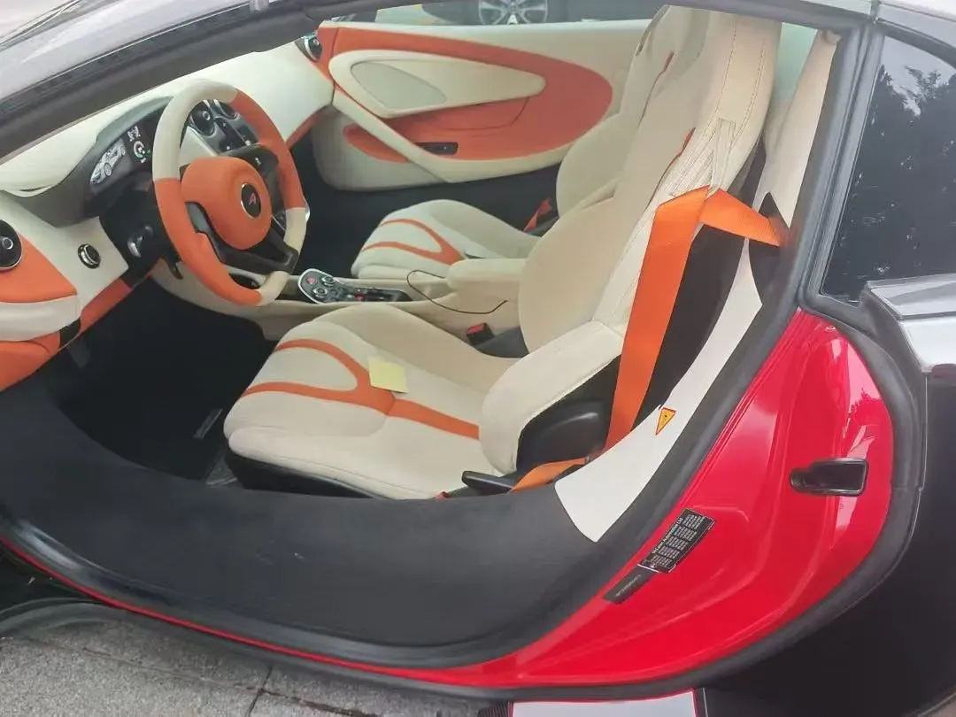 2019 McLaren 570 3.8T 570HP V8 7DCT,autocango,china used car exporter,china ev exporter,chinese used car exporter,chinese used ev exporter