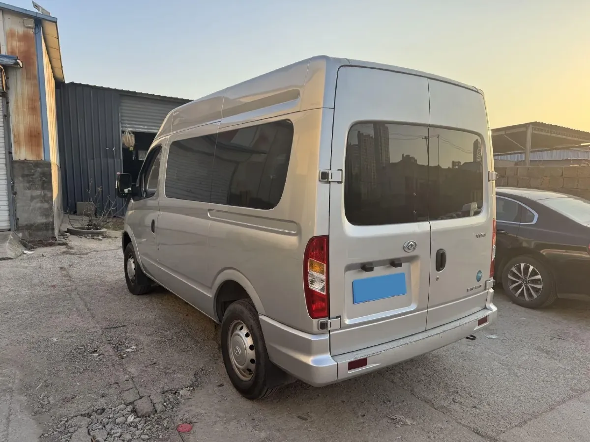 2020 MAXUS XinTu V80 2.0T 139HP L4 6MT,autocango,china used car exporter,china ev exporter,chinese used car exporter,chinese used ev exporter