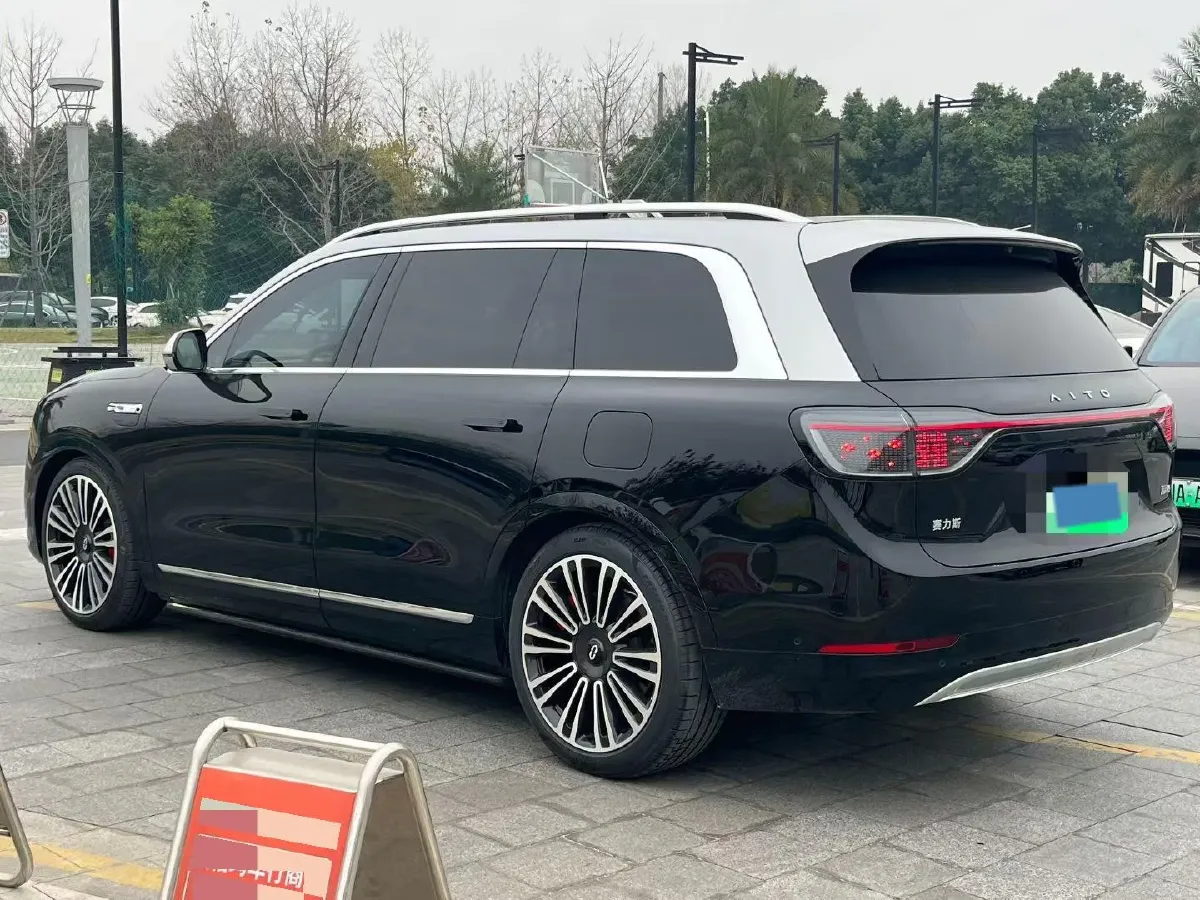 2024 AITO AITO M9 1.5T 152HP L4 REEV 52KWH,autocango,china used car exporter,china ev exporter,chinese used car exporter,chinese used ev exporter