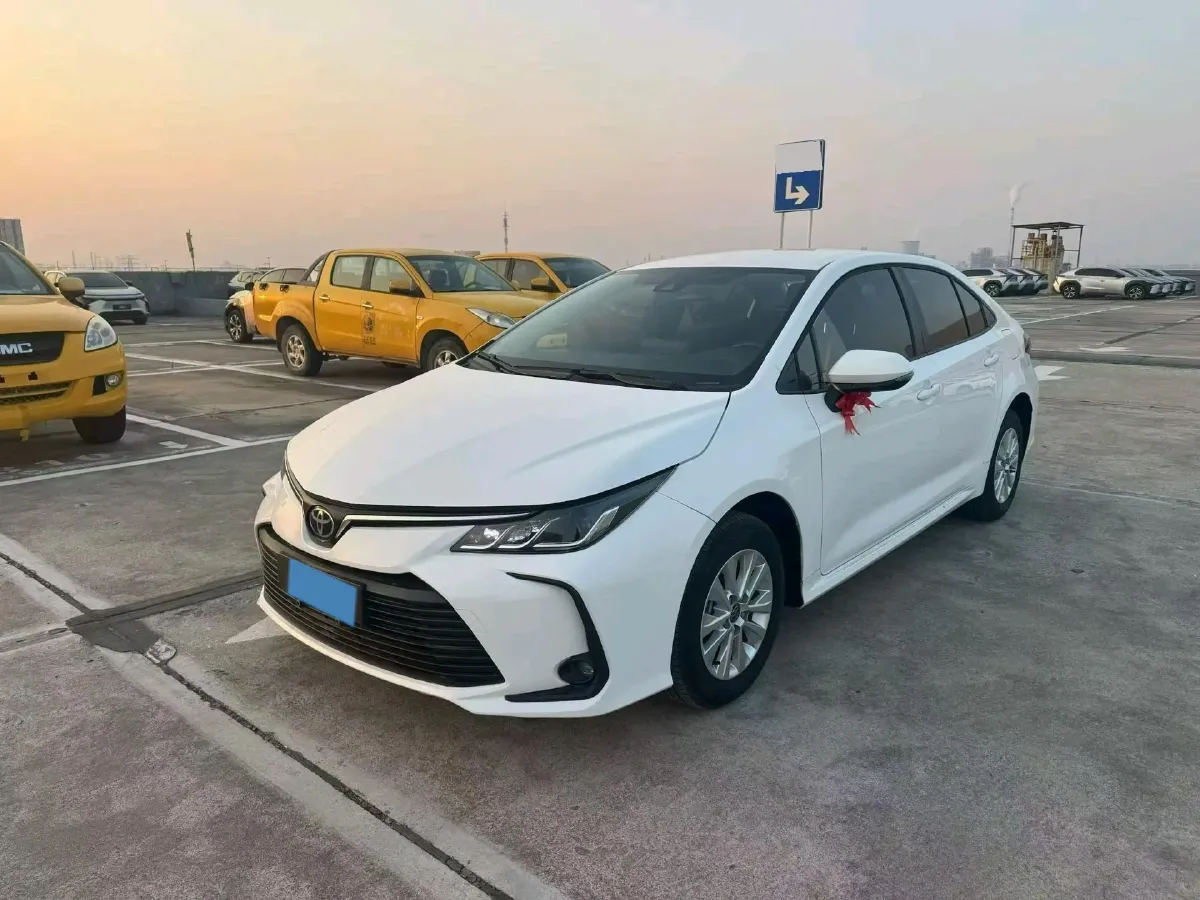 2023 Toyota Corolla 1.2T 116HP L4 CVT,autocango,china used car exporter,china ev exporter,chinese used car exporter,chinese used ev exporter