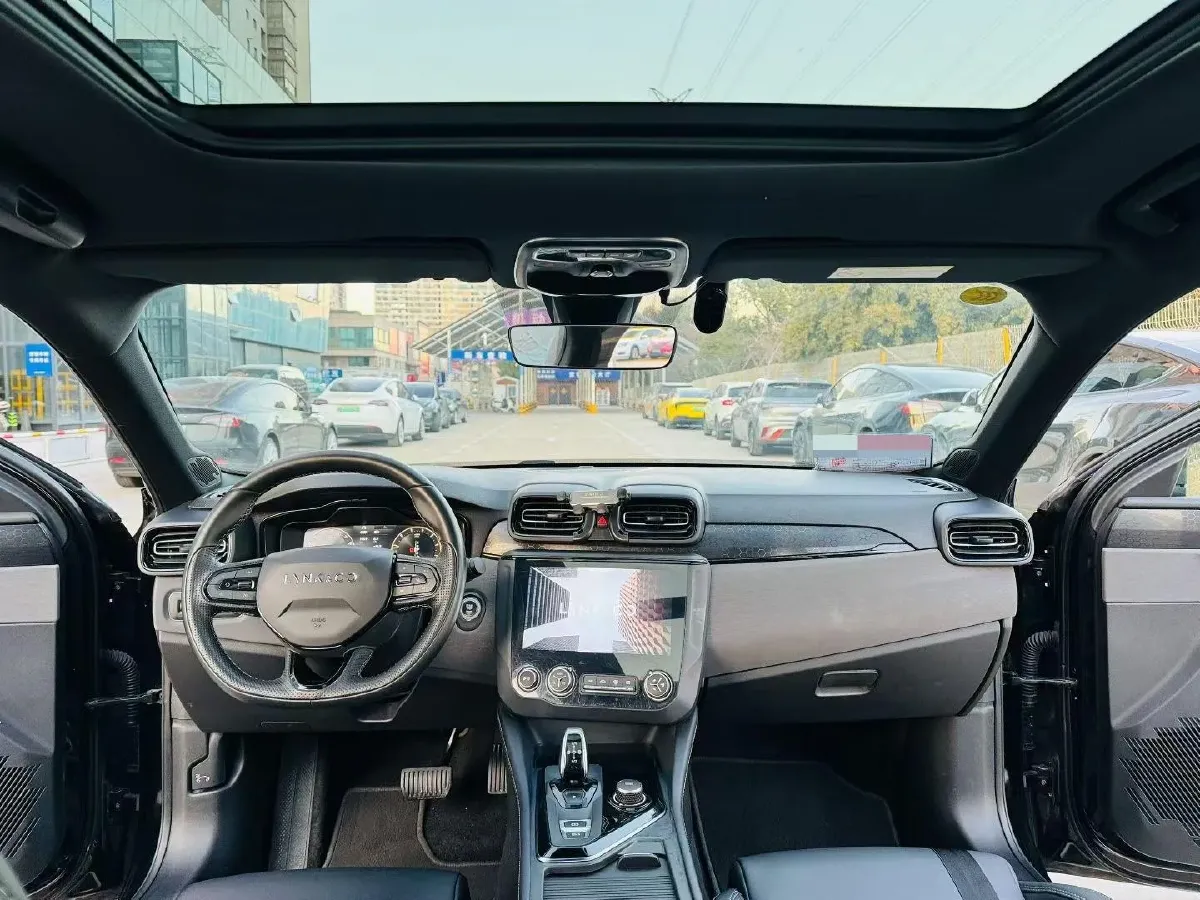 2022 LYNK&CO 03 1.5T 180HP L3 7DCT,autocango,china used car exporter,china ev exporter,chinese used car exporter,chinese used ev exporter