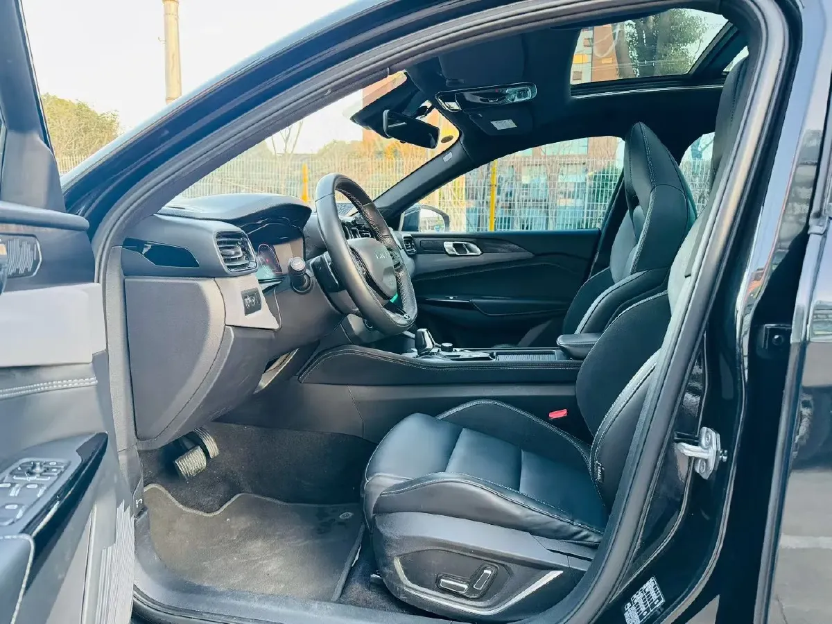 2022 LYNK&CO 03 1.5T 180HP L3 7DCT,autocango,china used car exporter,china ev exporter,chinese used car exporter,chinese used ev exporter