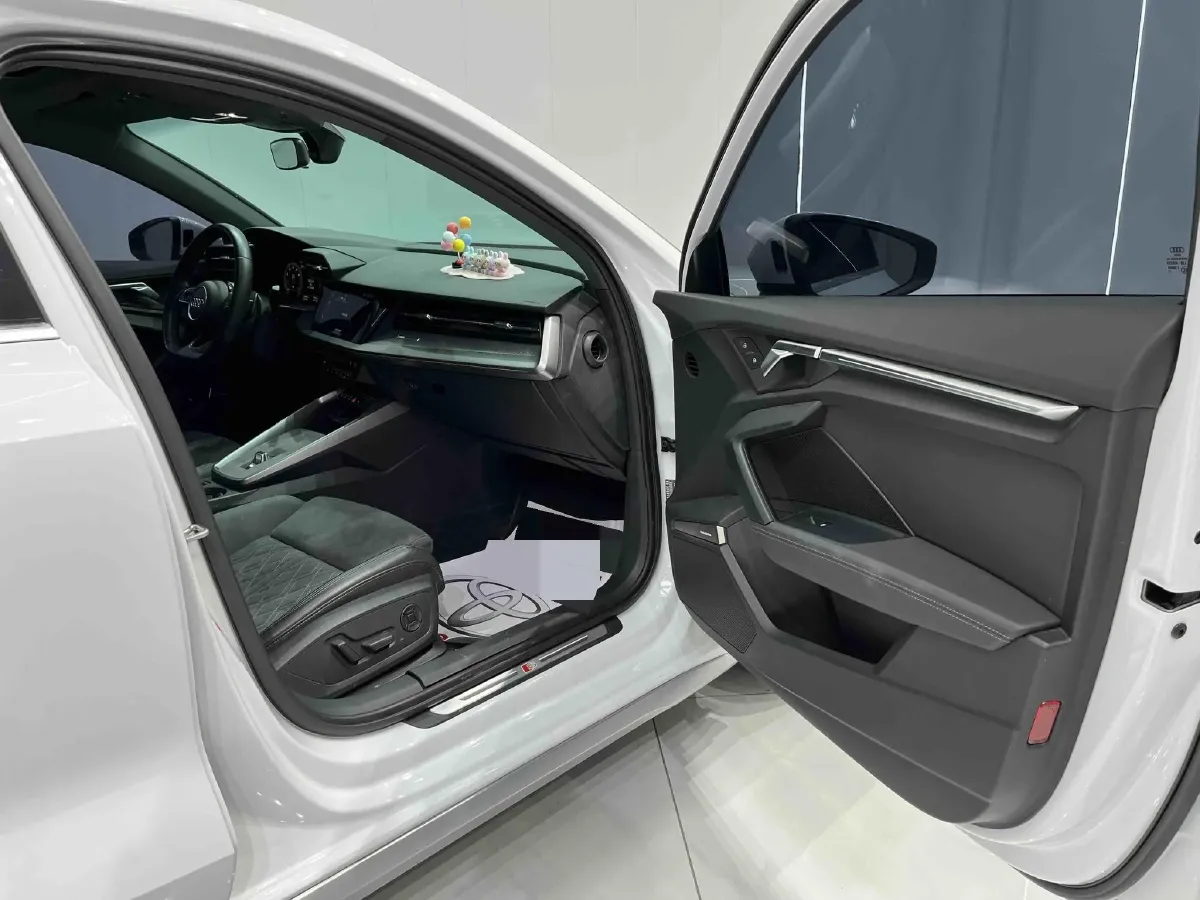 2023 Audi A3 1.4T 150HP L4 7DCT,autocango,china used car exporter,china ev exporter,chinese used car exporter,chinese used ev exporter