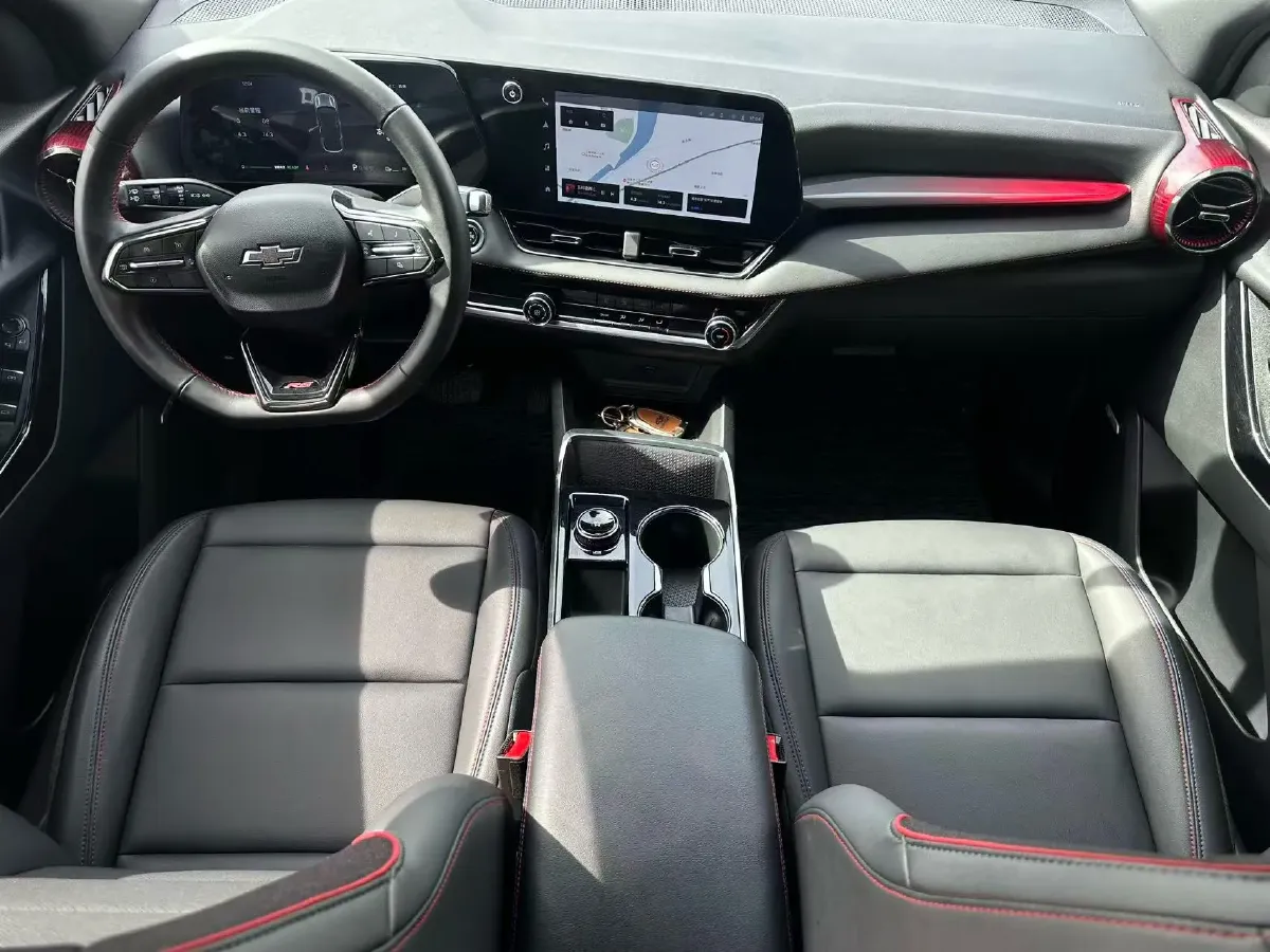 2024 Chevrolet EquinoxPlus 1.5T 180HP L4 2DHT PHEV 16.5KWH,autocango,china used car exporter,china ev exporter,chinese used car exporter,chinese used ev exporter