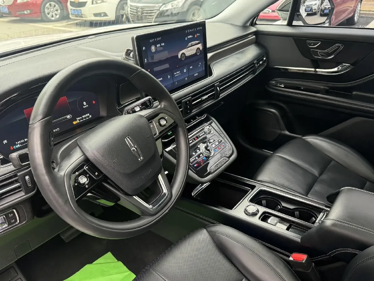 2021 Lincoln Corsair 2.0T 245HP L4 8AT,autocango,china used car exporter,china ev exporter,chinese used car exporter,chinese used ev exporter