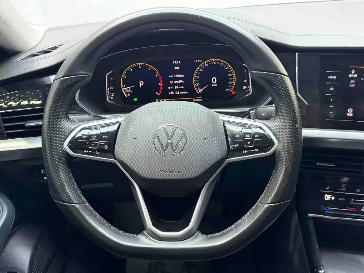 2023 Volkswagen Passat 1.4T 150HP L4 7DCT,autocango,china used car exporter,china ev exporter,chinese used car exporter,chinese used ev exporter