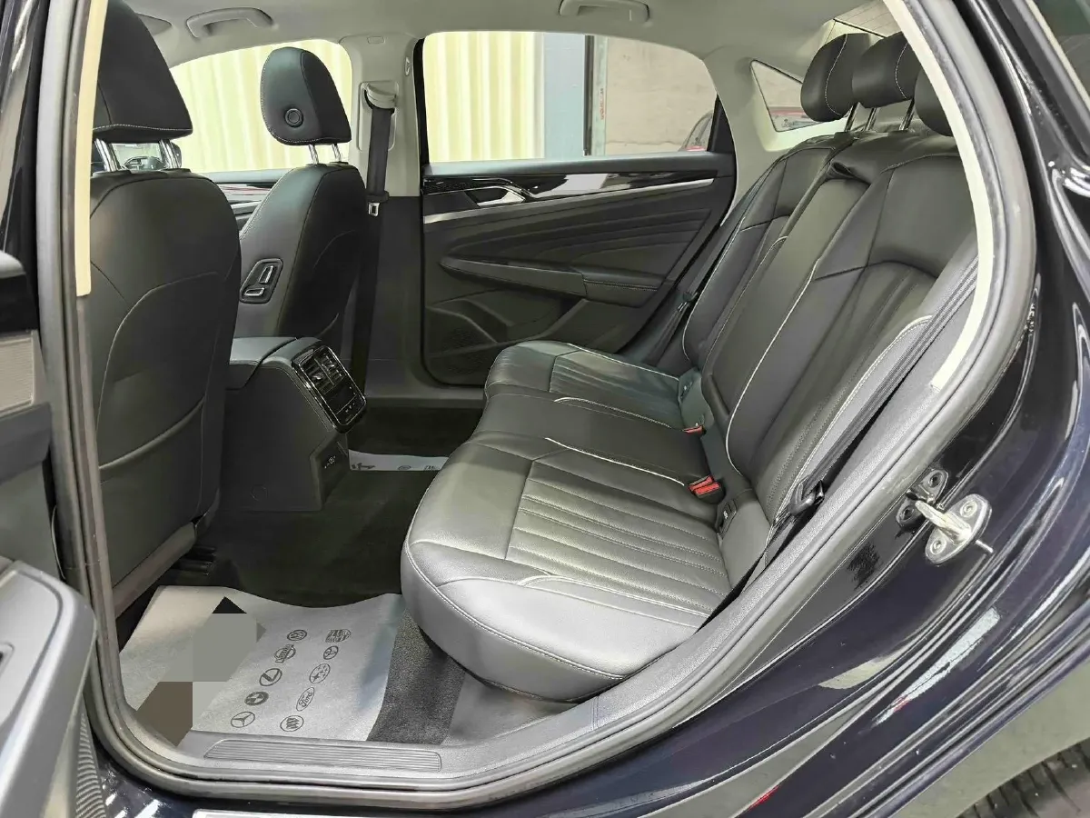 2023 Volkswagen Passat 1.4T 150HP L4 7DCT,autocango,china used car exporter,china ev exporter,chinese used car exporter,chinese used ev exporter