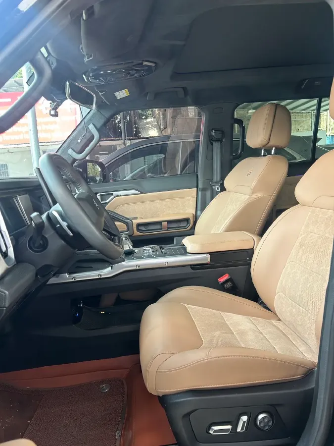 2024 Jetour Traveller 2.0T 254HP L4 7DCT,autocango,china used car exporter,china ev exporter,chinese used car exporter,chinese used ev exporter