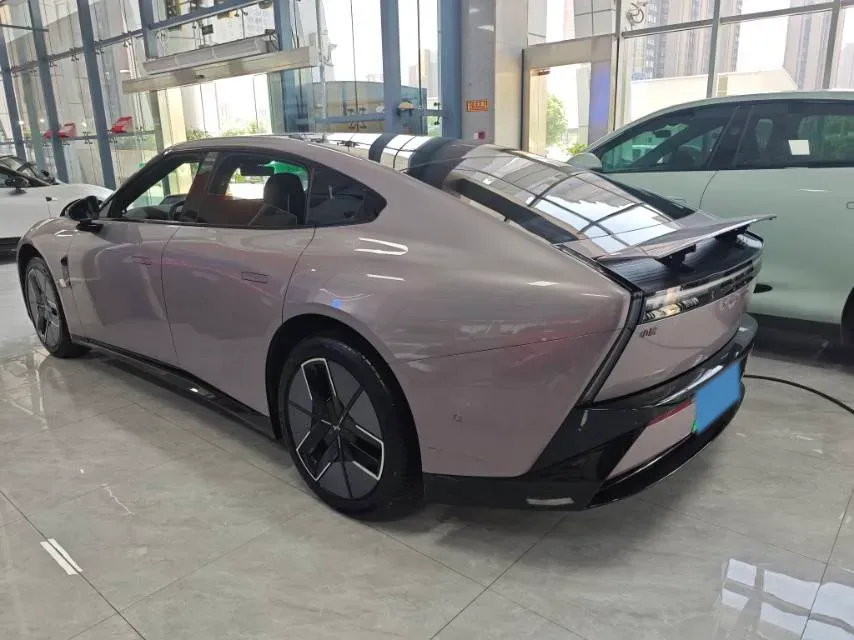 2025 Xpeng P7 BEV,autocango,china used car exporter,china ev exporter,chinese used car exporter,chinese used ev exporter