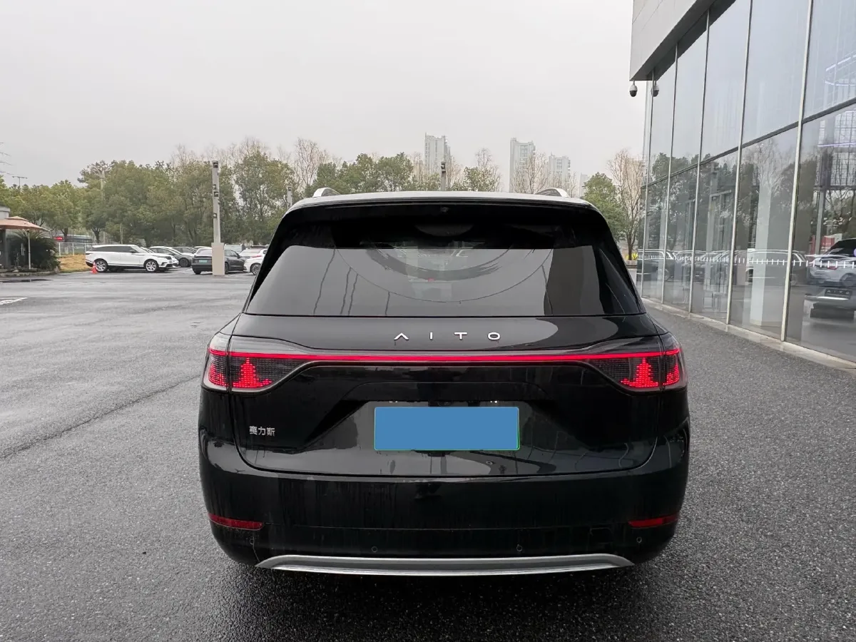 2024 AITO AITO M9 1.5T 152HP L4 REEV 42KWH,autocango,china used car exporter,china ev exporter,chinese used car exporter,chinese used ev exporter