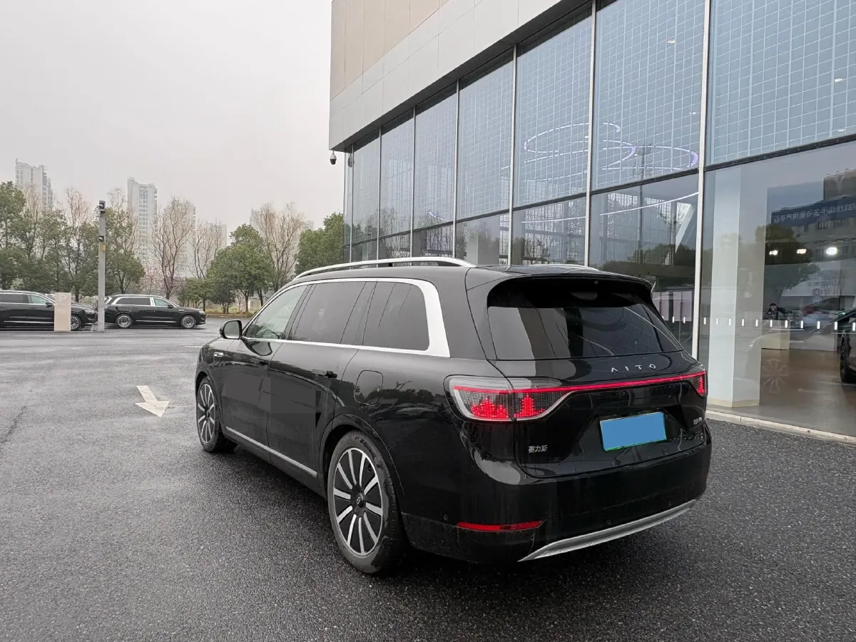 2024 AITO AITO M9 1.5T 152HP L4 REEV 42KWH,autocango,china used car exporter,china ev exporter,chinese used car exporter,chinese used ev exporter