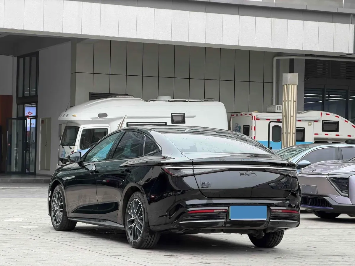 2025 BYD Seal07 DM-i 1.5L 101HP L4 E-CVT PHEV 17.6KWH,autocango,china used car exporter,china ev exporter,chinese used car exporter,chinese used ev exporter