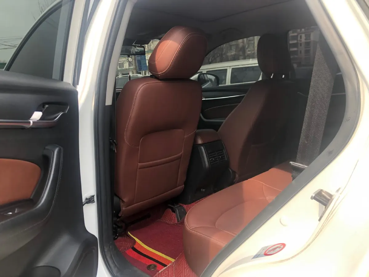 2018 Brilliance Auto V6 1.5T 150HP L4 7DCT,autocango,china used car exporter,china ev exporter,chinese used car exporter,chinese used ev exporter