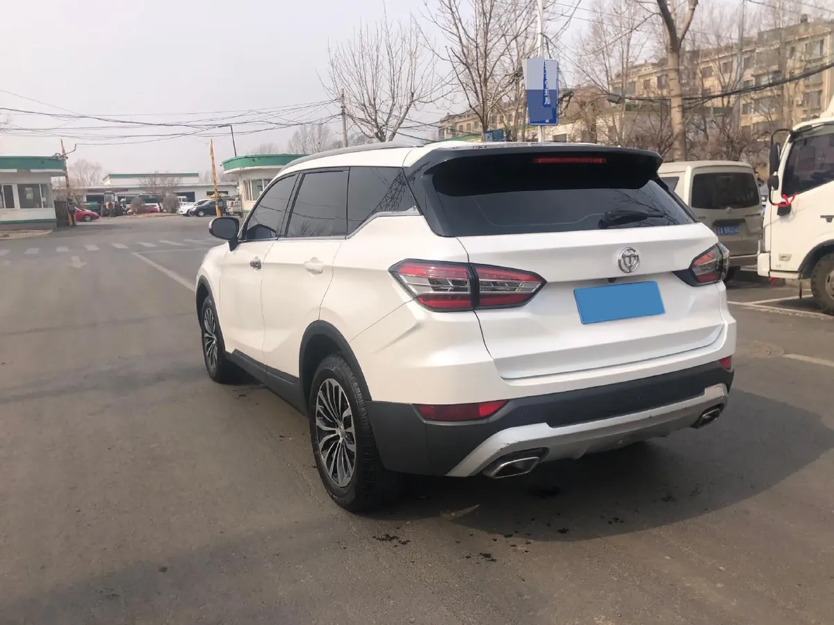 2018 Brilliance Auto V6 1.5T 150HP L4 7DCT,autocango,china used car exporter,china ev exporter,chinese used car exporter,chinese used ev exporter