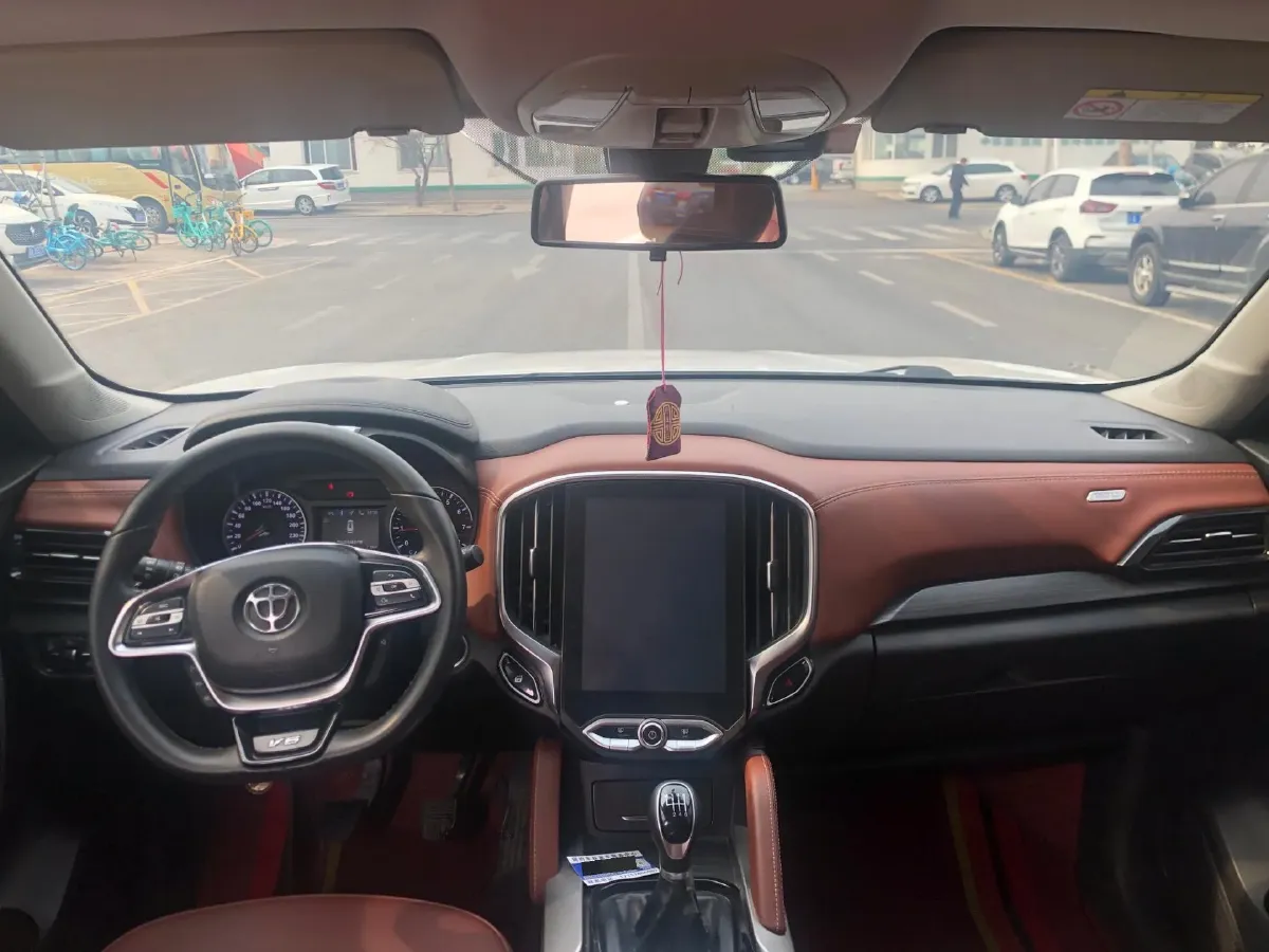 2018 Brilliance Auto V6 1.5T 150HP L4 7DCT,autocango,china used car exporter,china ev exporter,chinese used car exporter,chinese used ev exporter