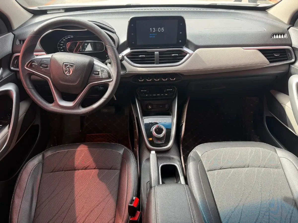 2018 KaiYi E3 1.6L 110HP L4 5MT,autocango,china used car exporter,china ev exporter,chinese used car exporter,chinese used ev exporter