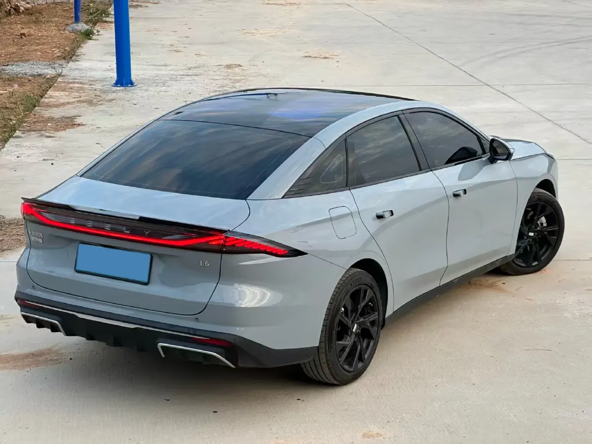 2023 Geely Galaxy L6 1.5T 163HP L4 3DHT PHEV,autocango,china used car exporter,china ev exporter,chinese used car exporter,chinese used ev exporter