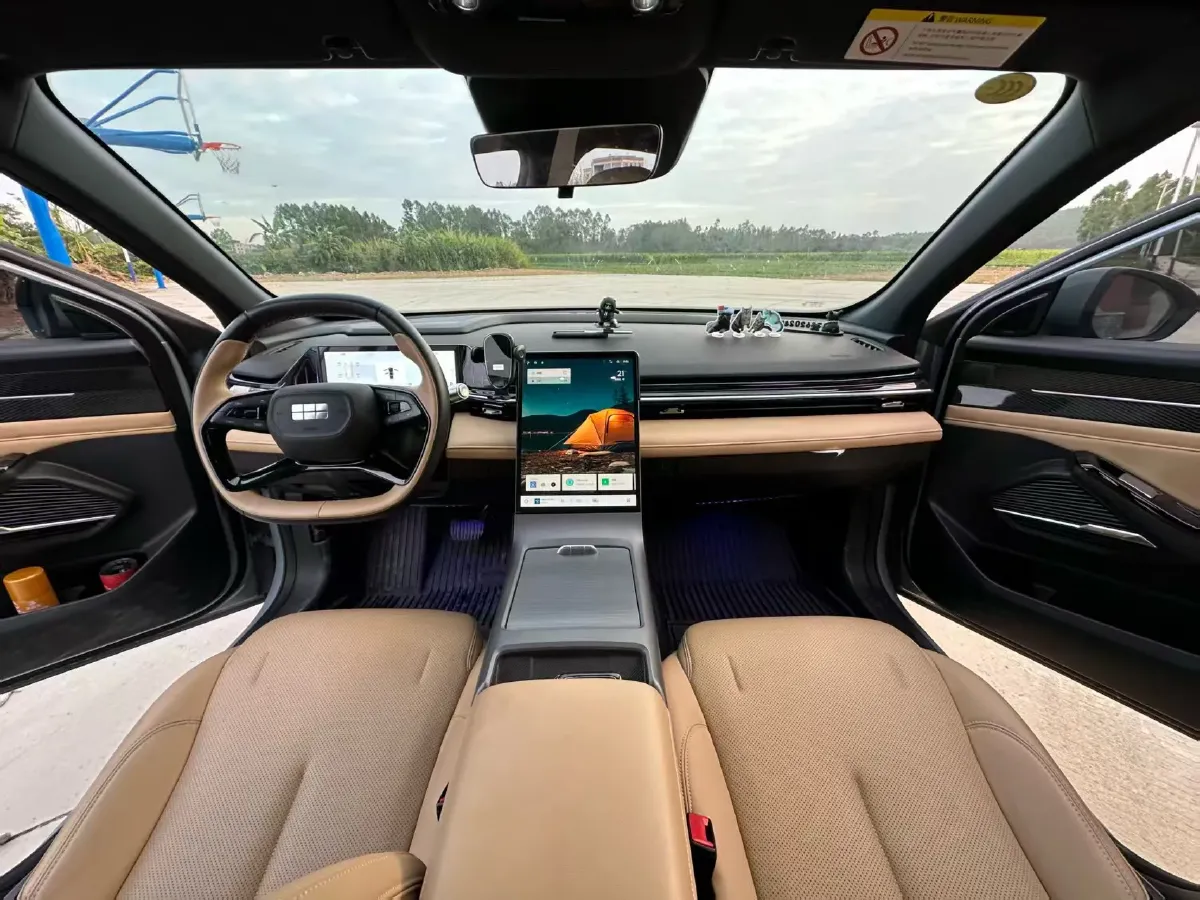 2023 Geely Galaxy L6 1.5T 163HP L4 3DHT PHEV,autocango,china used car exporter,china ev exporter,chinese used car exporter,chinese used ev exporter