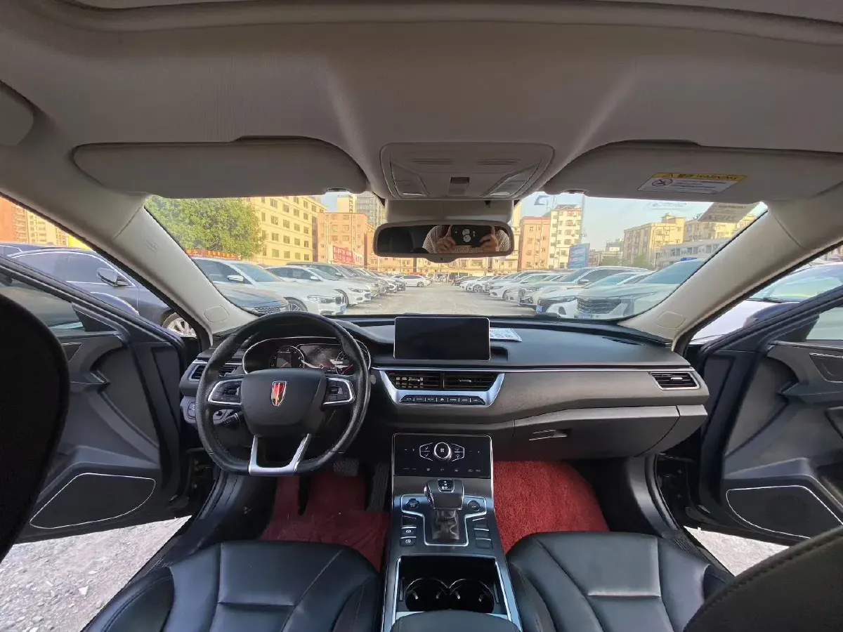 2022 HongQi H5 1.8T 197HP L4 6AT,autocango,china used car exporter,china ev exporter,chinese used car exporter,chinese used ev exporter