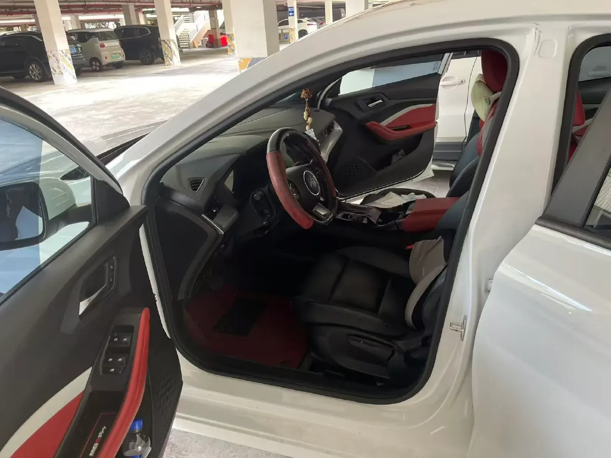 2021 MG 5 1.5L 120HP L4 CVT,autocango,china used car exporter,china ev exporter,chinese used car exporter,chinese used ev exporter