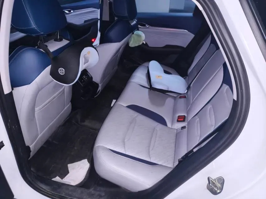 2021 Geely Preface 2.0T 190HP L4 7DCT,autocango,china used car exporter,china ev exporter,chinese used car exporter,chinese used ev exporter