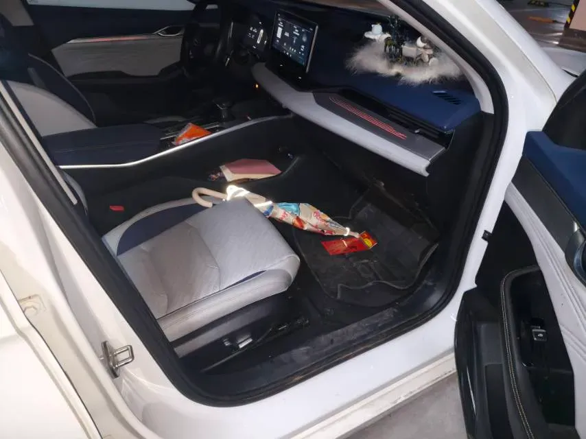 2021 Geely Preface 2.0T 190HP L4 7DCT,autocango,china used car exporter,china ev exporter,chinese used car exporter,chinese used ev exporter