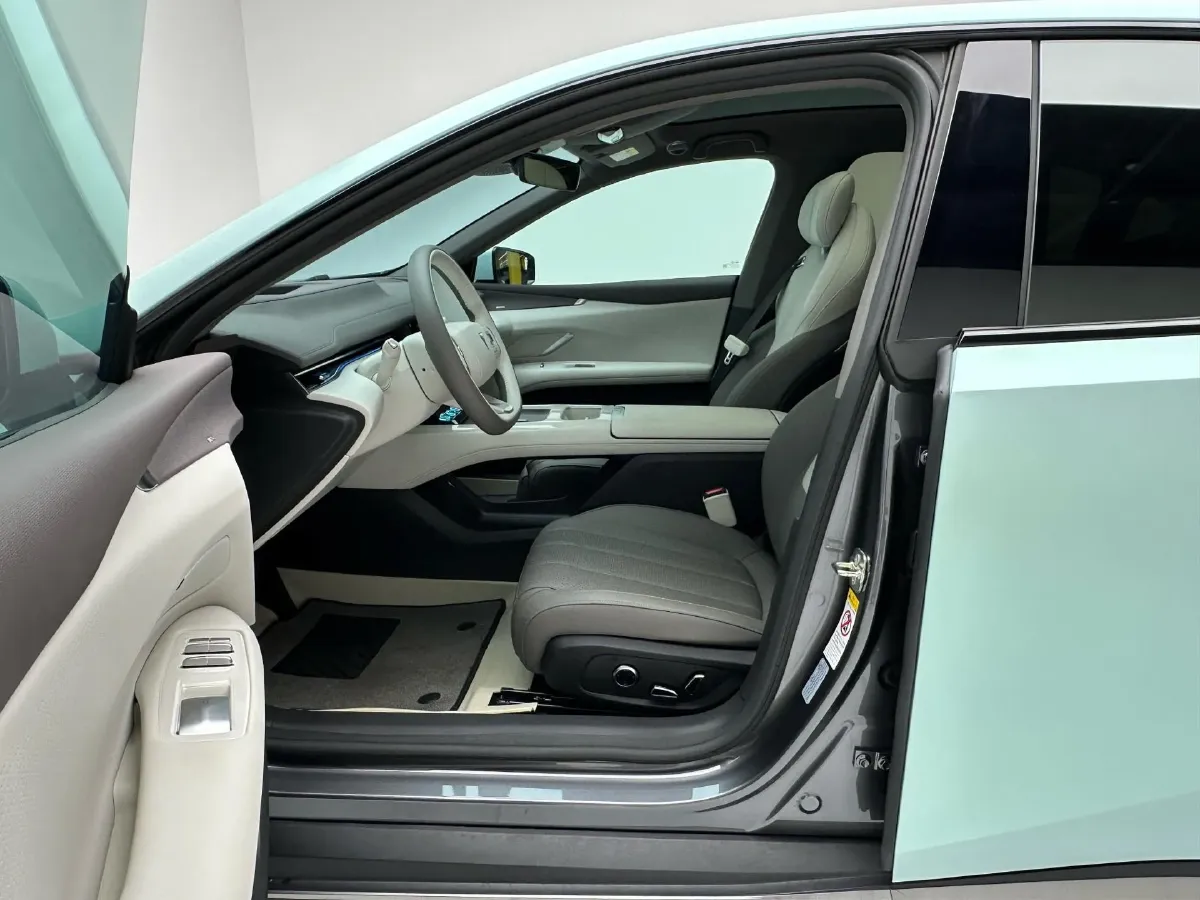 2025 Deepal L07 1.5L 98HP L4 REEV 28.39KWH,autocango,china used car exporter,china ev exporter,chinese used car exporter,chinese used ev exporter