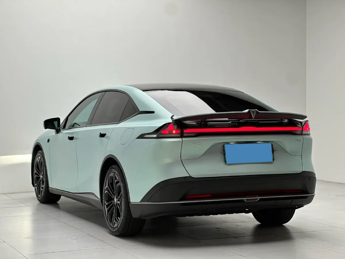 2025 Deepal L07 1.5L 98HP L4 REEV 28.39KWH,autocango,china used car exporter,china ev exporter,chinese used car exporter,chinese used ev exporter