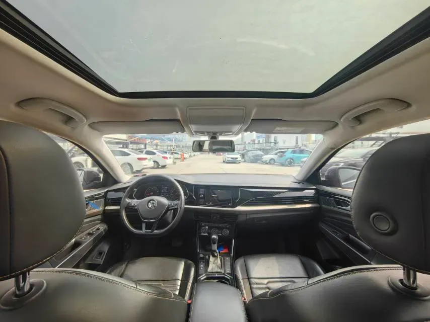 2020 Volkswagen Passat 1.4T 150HP L4 7DCT,autocango,china used car exporter,china ev exporter,chinese used car exporter,chinese used ev exporter