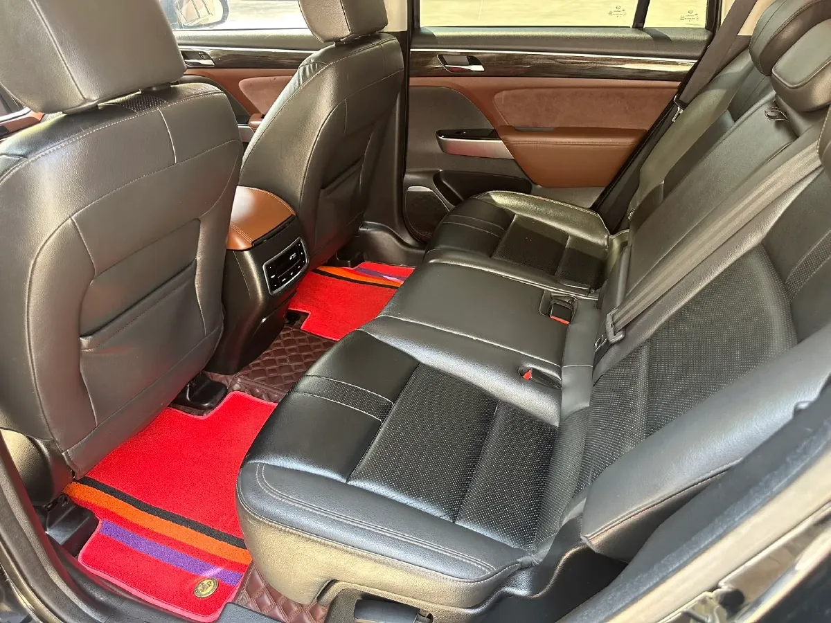 2017 GAC Trumpchi GS8 2.0T 201HP L4 6AT,autocango,china used car exporter,china ev exporter,chinese used car exporter,chinese used ev exporter