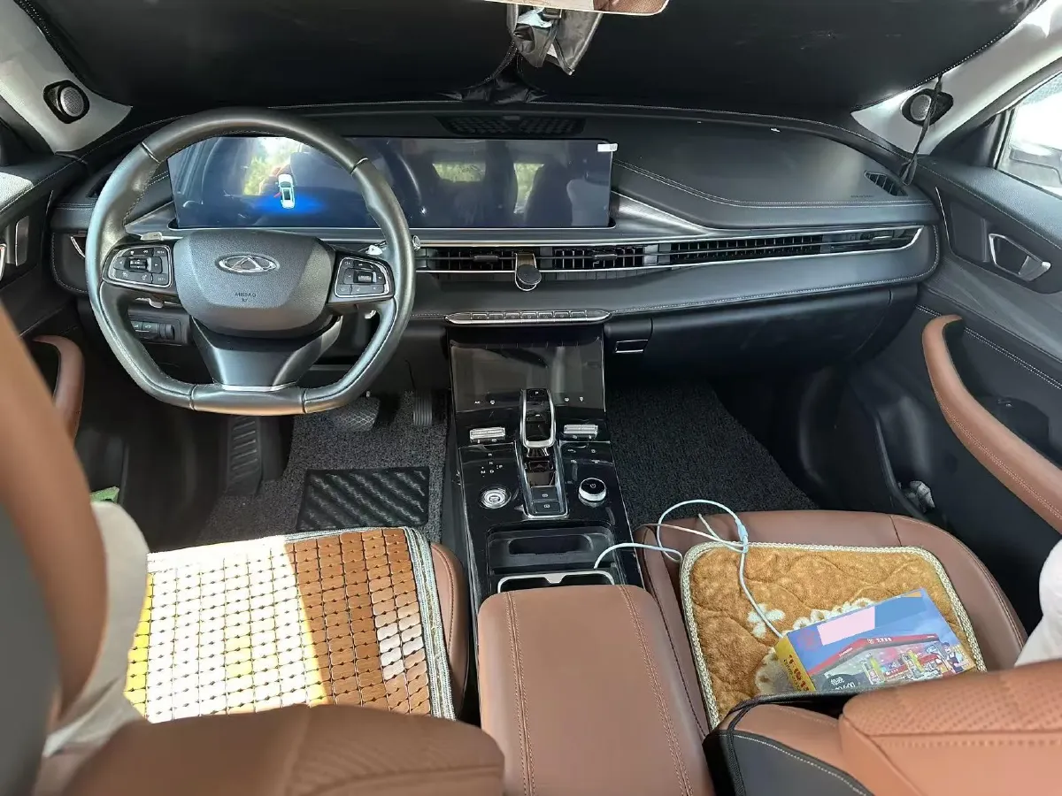 2021 Chery Tiggo 8 Plus 1.6T 197HP L4 7DCT,autocango,china used car exporter,china ev exporter,chinese used car exporter,chinese used ev exporter