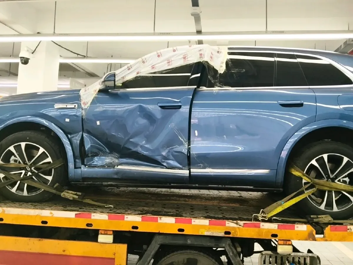 2026 AITO AITO M7 BEV,autocango,china used car exporter,china ev exporter,chinese used car exporter,chinese used ev exporter