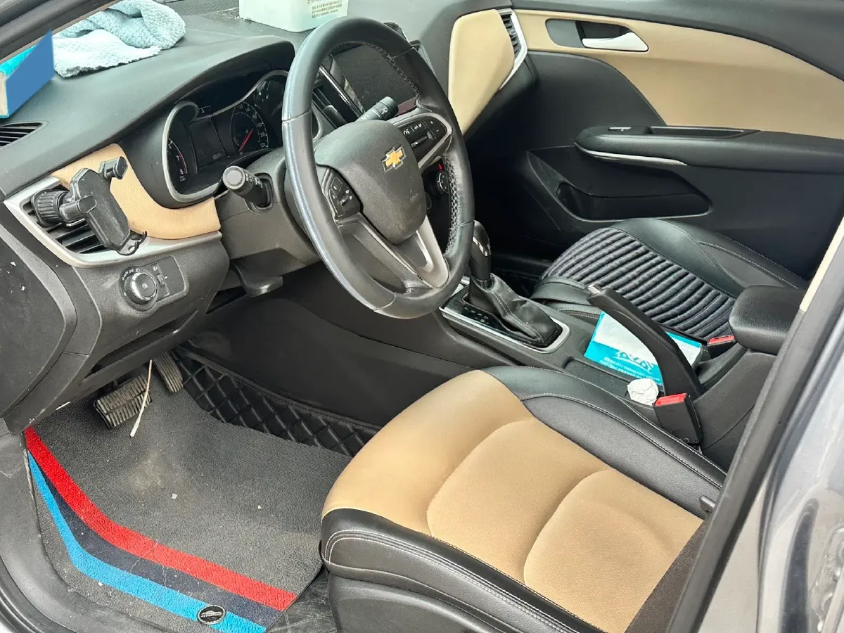 2021 Chevrolet Monza 1.5L 113HP L4 6AT,autocango,china used car exporter,china ev exporter,chinese used car exporter,chinese used ev exporter