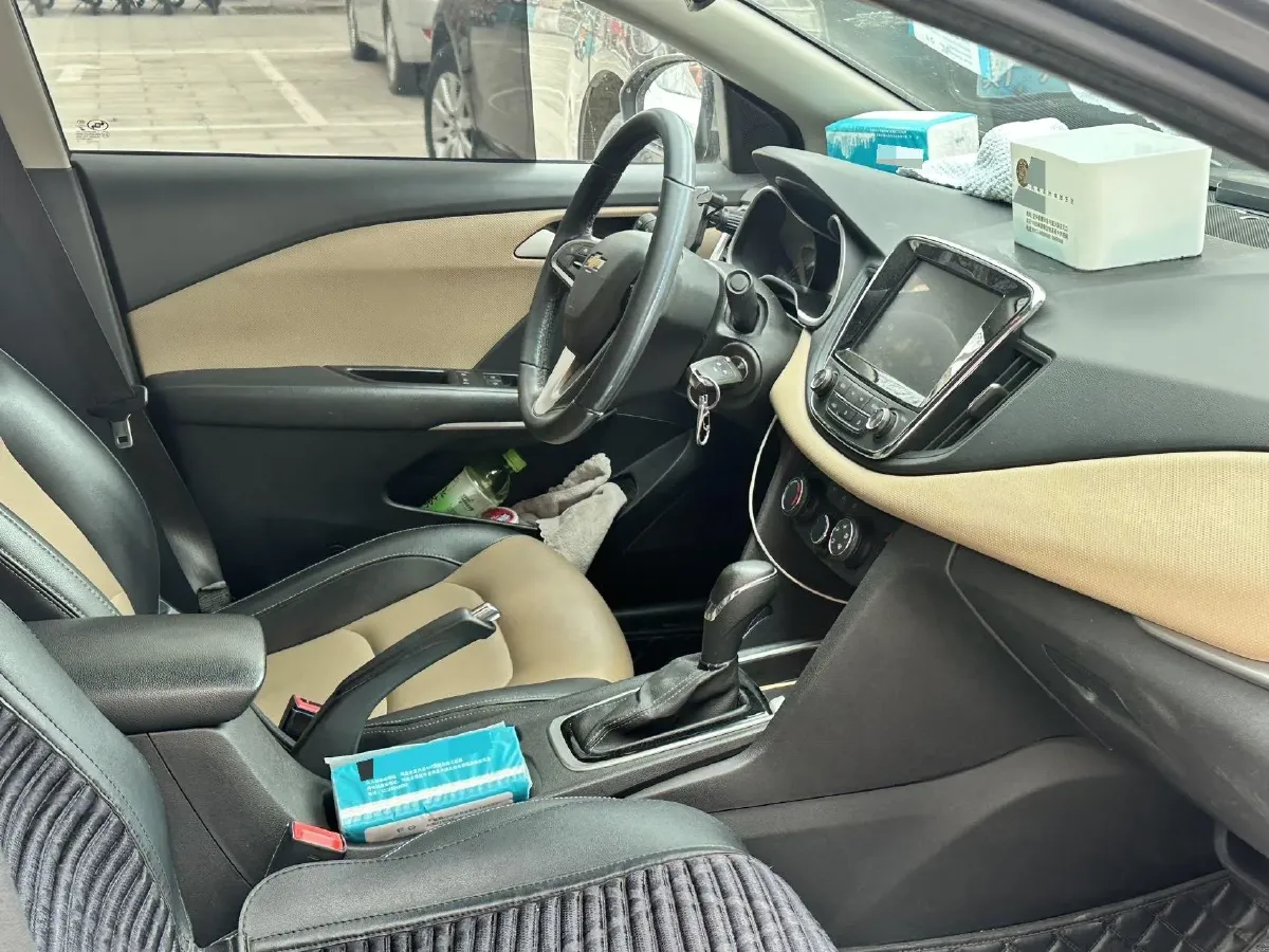 2021 Chevrolet Monza 1.5L 113HP L4 6AT,autocango,china used car exporter,china ev exporter,chinese used car exporter,chinese used ev exporter