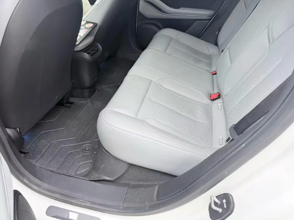 2022 JunTian HeiWuShi Youth 2.0T 203HP L4 6AT,autocango,china used car exporter,china ev exporter,chinese used car exporter,chinese used ev exporter