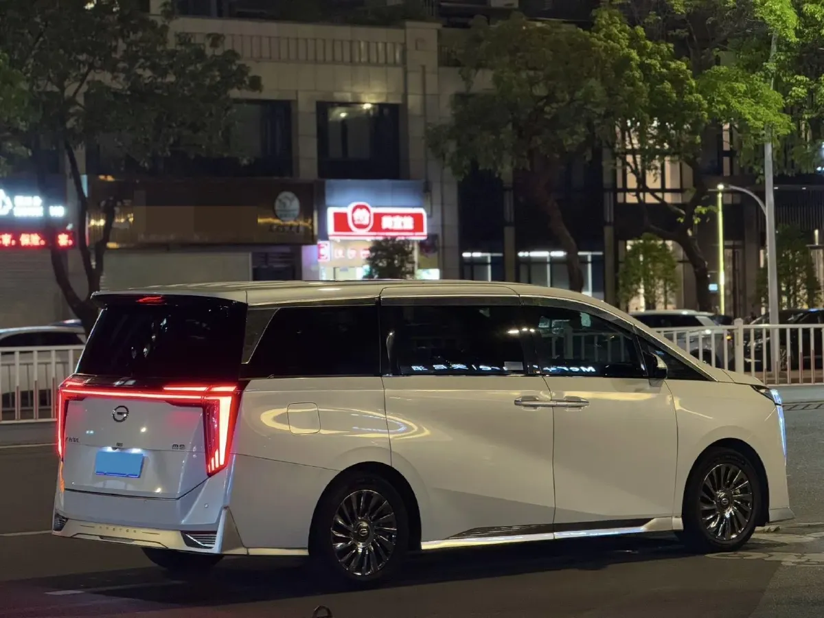 2023 GAC Trumpchi M8 2.0T 252HP L4 8AT,autocango,china used car exporter,china ev exporter,chinese used car exporter,chinese used ev exporter