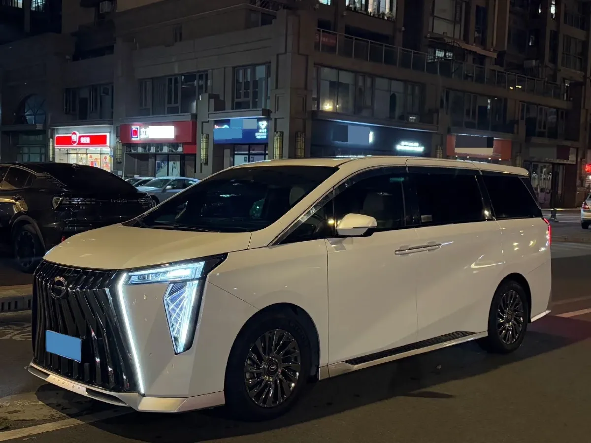 2023 GAC Trumpchi M8 2.0T 252HP L4 8AT,autocango,china used car exporter,china ev exporter,chinese used car exporter,chinese used ev exporter